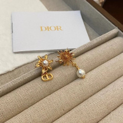 Dior Sunflower Pearl Earrings for woman