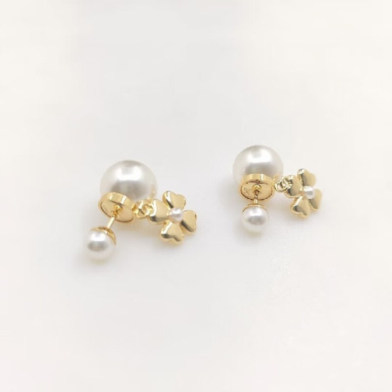 Dior Tribales Pearl Earrings for woman